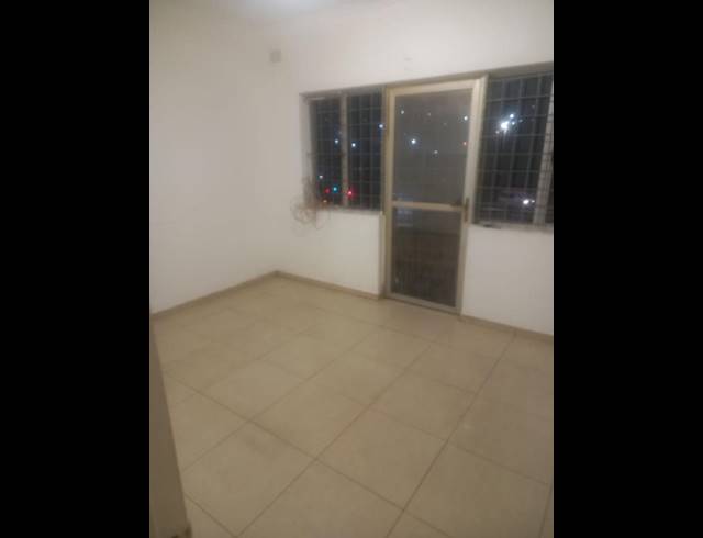 1 BEDROOM PROPERTY TO RENT IN OVERPORT